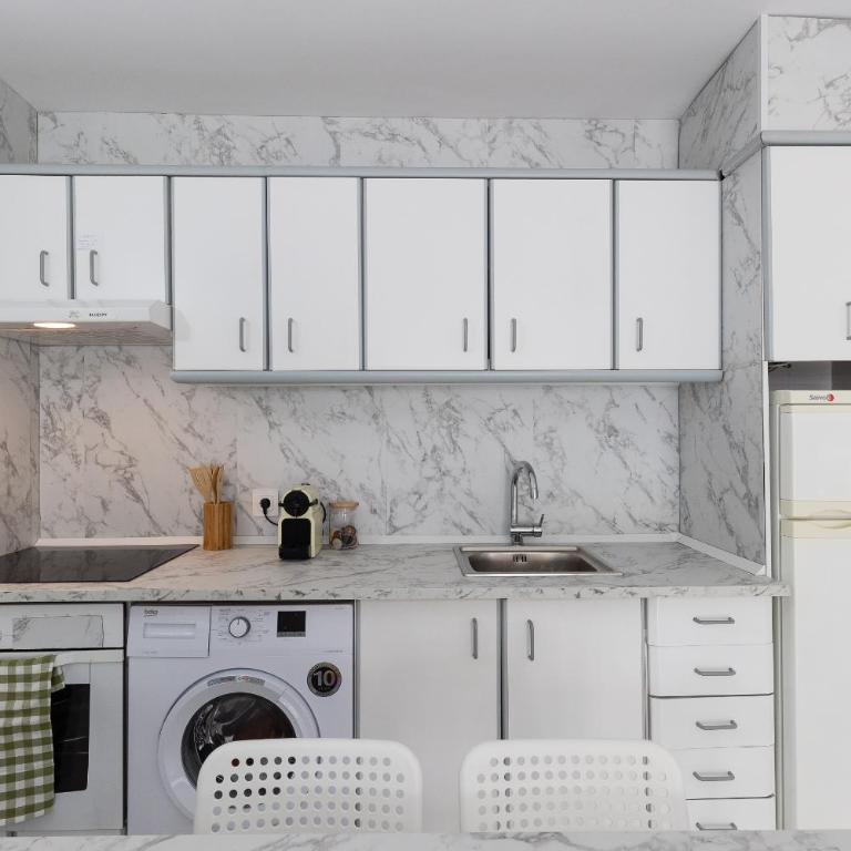 UHC Montblanc Apartments - One-Bedroom Apartment - 11