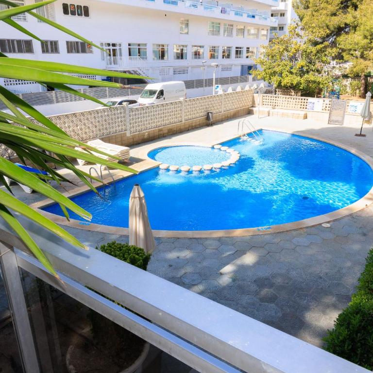 UHC Montblanc Apartments - One-Bedroom Apartment - 20