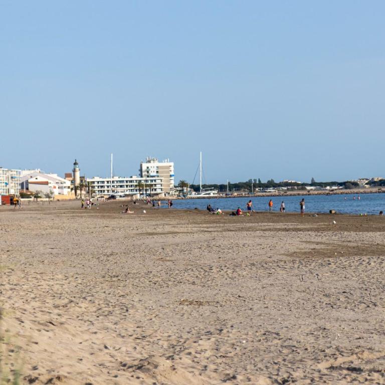 Grau-du-Roi, T3 6 couchages, plage à pied et parking à proximité - Appartement 2 Chambres - 18