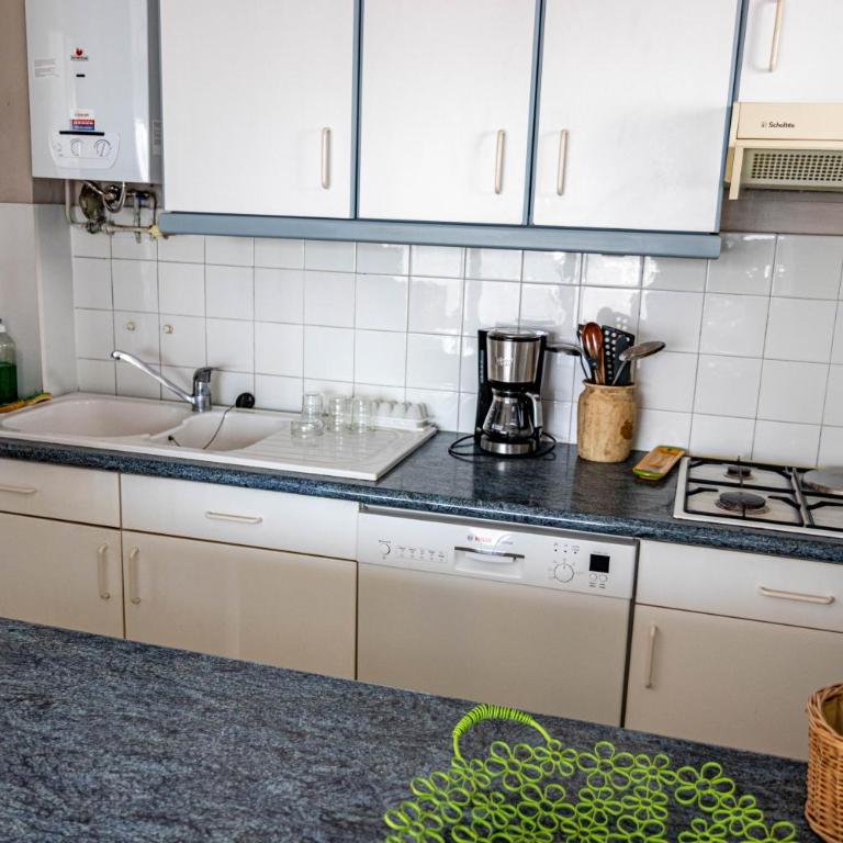 Grau-du-Roi, T3 6 couchages, plage à pied et parking à proximité - Appartement 2 Chambres - 8