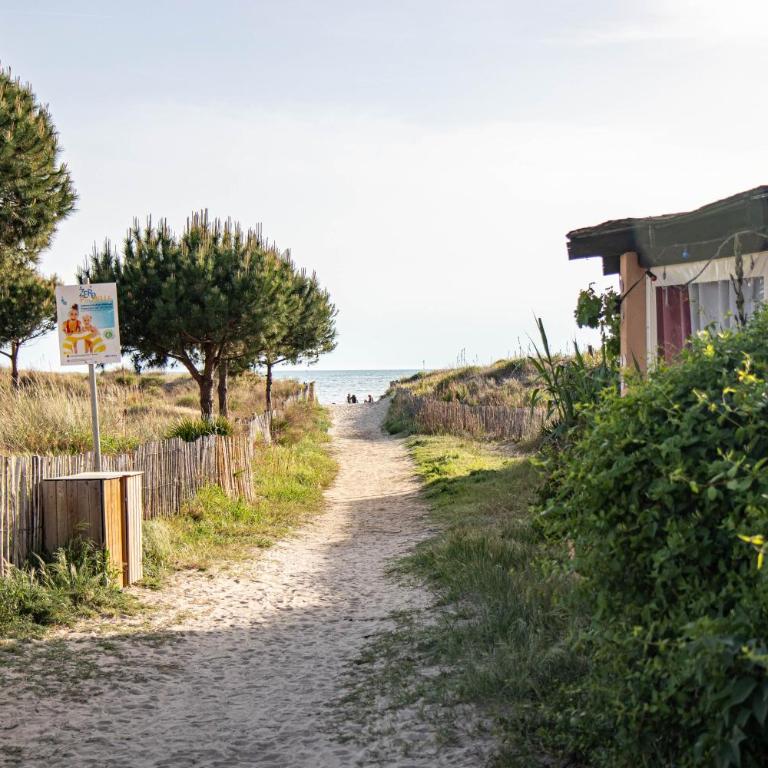Grau-du-Roi, T3 6 couchages, plage à pied et parking à proximité - Appartement 2 Chambres - 17
