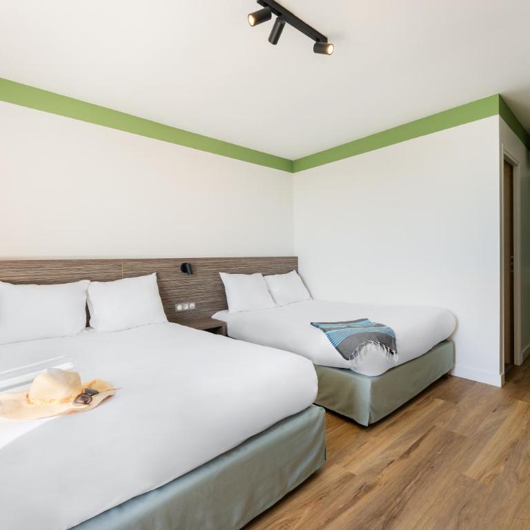 Hôtel du Midi Plage - Chambre Quadruple avec Balcon - 5