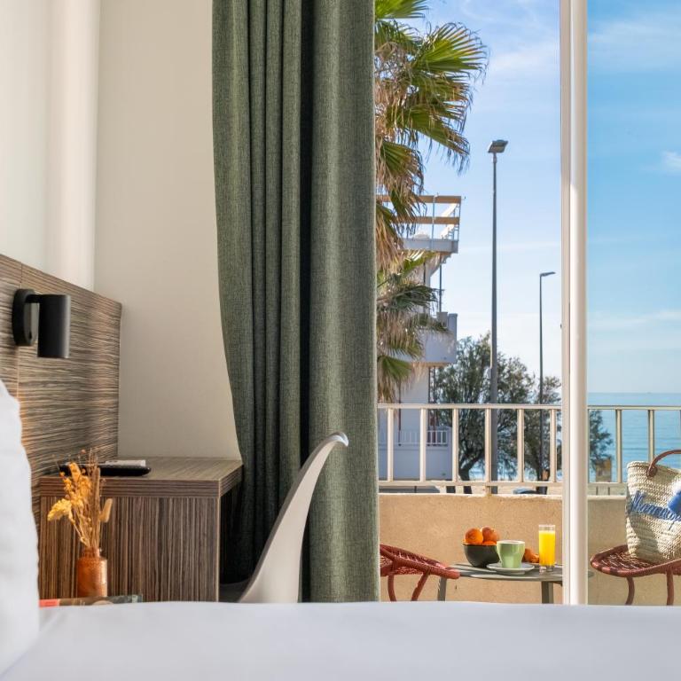 Hôtel du Midi Plage - Chambre Double avec Balcon - 1