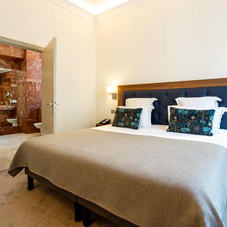 Westminster Hotel & Spa Nice - Suite - Vue sur Ville - 5