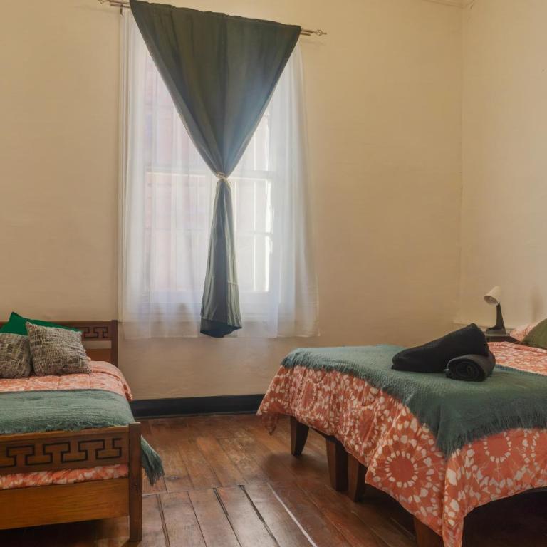 Gatalegre Hostel - Triple Room with Private Bathroom - 23