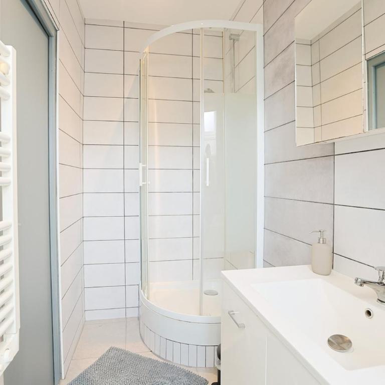 Le Nid Douillet - One-Bedroom Apartment - 2