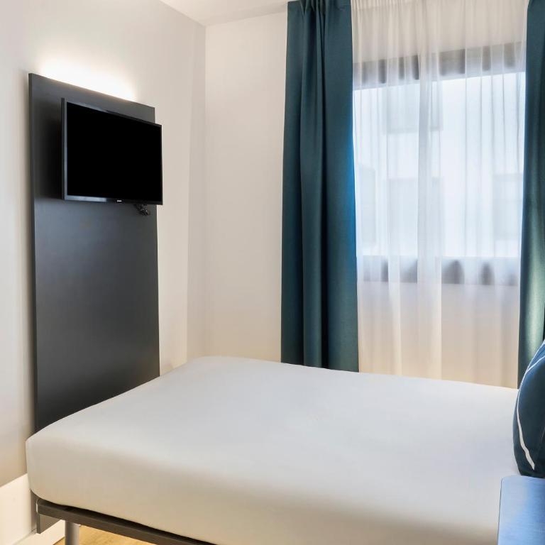 Four Points Flex by Sheraton Madrid Atocha - Efficient Single Room with One Double Bed - 3