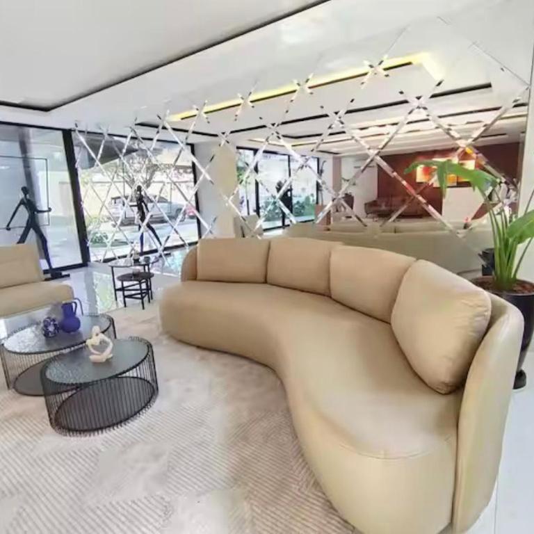 Lujo confort y ubicación privilegiada - One-Bedroom Apartment - 2