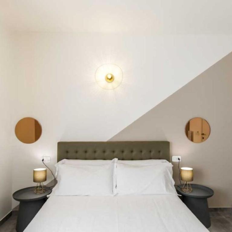 Mincio Relais Rooms & Pool - Camera Matrimoniale con Balcone - 1