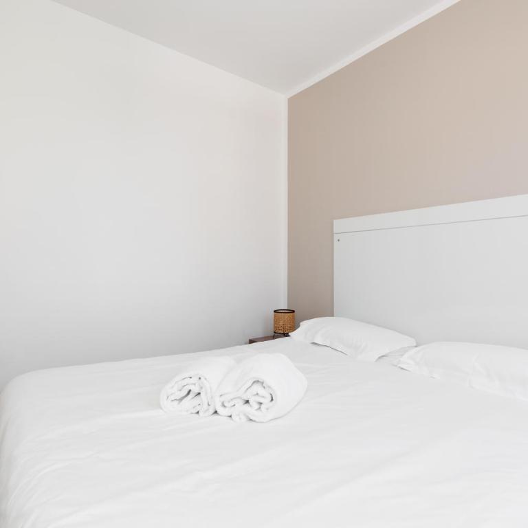 Upstays charming t2 renovated balcony and pool - Appartement 1 Chambre - 9
