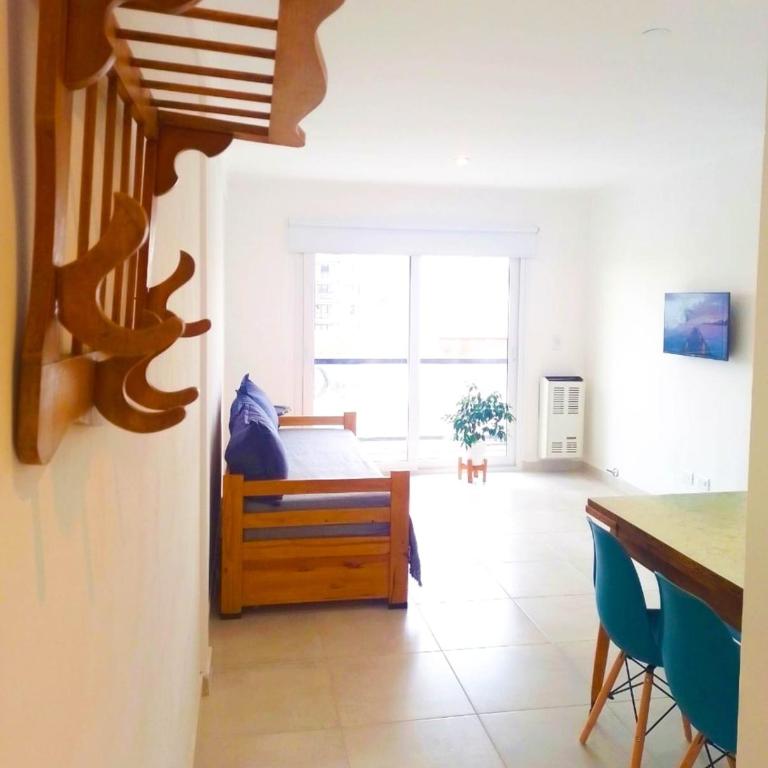 Sierras de Tandil Departamentos - Apartamento con balcón y garaje - 11