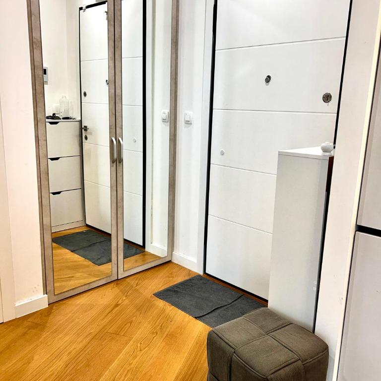 Calm Sea View 1 - One-Bedroom Apartment - 10