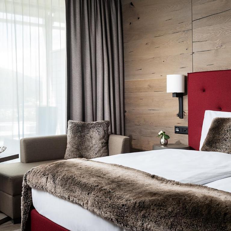 AMERON Davos Swiss Mountain Resort - Deluxe Doppelzimmer - 3