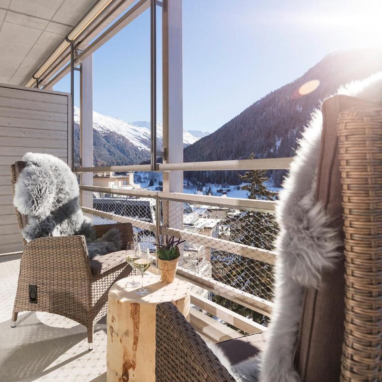 AMERON Davos Swiss Mountain Resort - Junior Suite - 11