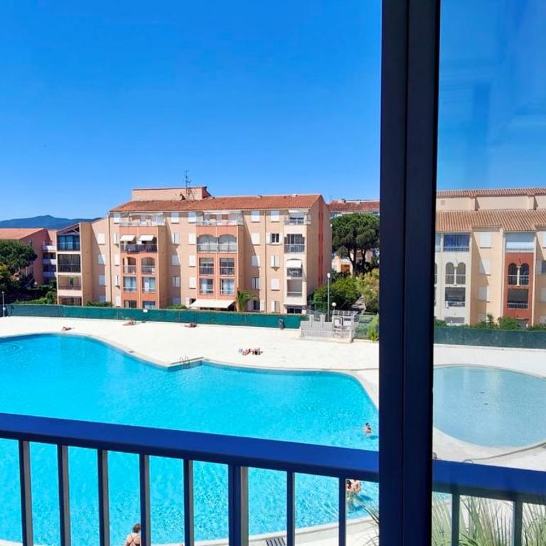 Apartment with pool near the city center - Apartamento - 10
