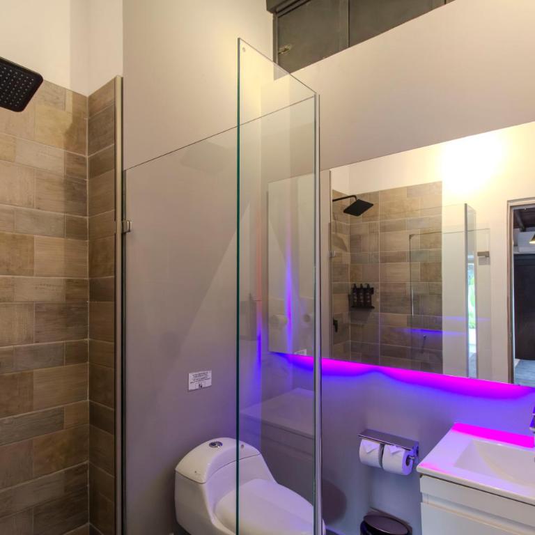Viktory Boutique Hotel - Apartamento de 2 dormitorios con terraza y bañera de hidromasaje - 2