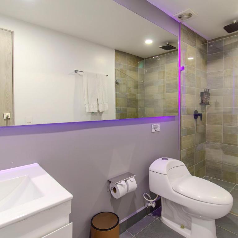 Viktory Boutique Hotel - Apartamento de 2 dormitorios con terraza y bañera de hidromasaje - 3