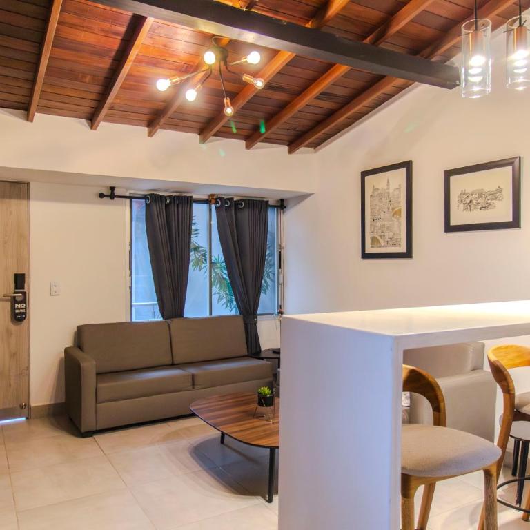 Viktory Boutique Hotel - Apartamento de 2 dormitorios con terraza y bañera de hidromasaje - 7