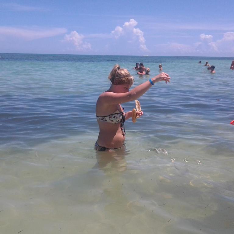 Punta Gesell - Apartamento con balcón - 14