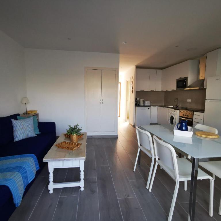 G6 Casa playa La Fosca 4 pers renovado - Vacation Home - 3