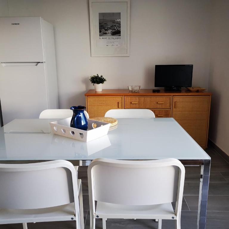 G6 Casa playa La Fosca 4 pers renovado - Vacation Home - 6