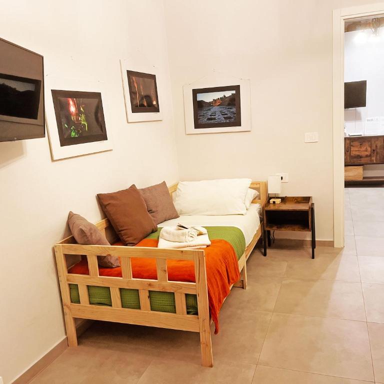 Basso 61 Urban Oasis with Private Mini Pool & Courtyard - Families & Groups - Appartamento - Piano Terra - 13