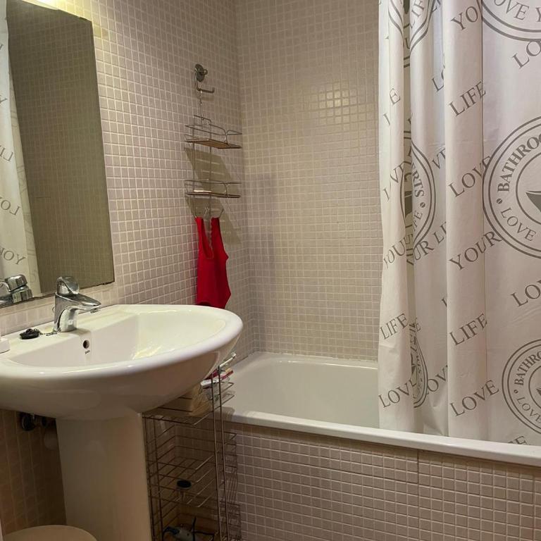 FB211-LC Bonito ap playa de La Fosca - 2 hab piscina parking - Two-Bedroom Apartment with Private Pool - 8