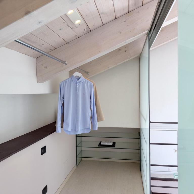 Royal Gardens Apartment - Superior One-Bedroom Apartment with Balcony - 25