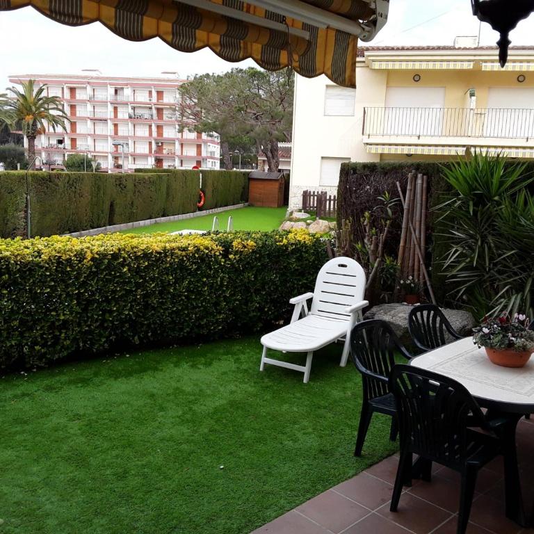 lau006 - Apartamento de 3 dormitorios con piscina privada - 2