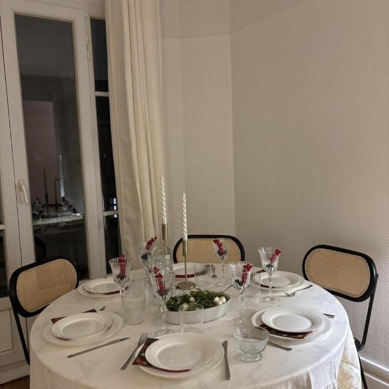 Chic Paris Flat & 3 Balconies - Appartement 2 Chambres - 9