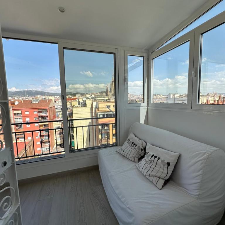 Fantastic view penthouse apartment - Four-Bedroom Apartment with View - 24