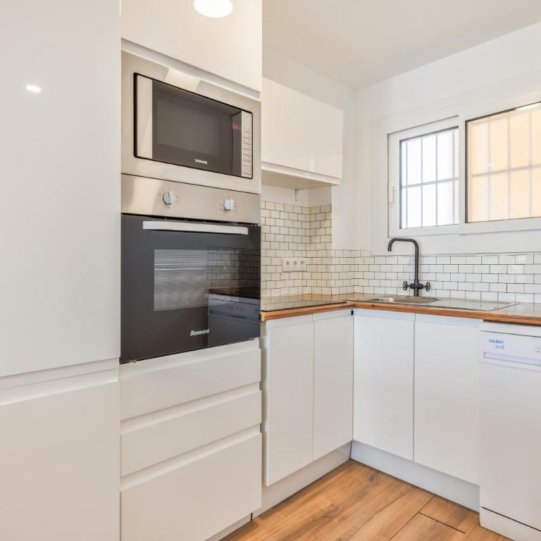 Apartamento con Piscina y Parking - Casa de 2 dormitorios - 8