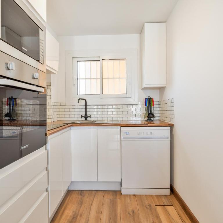 Apartamento con Piscina y Parking - Casa de 2 dormitorios - 9