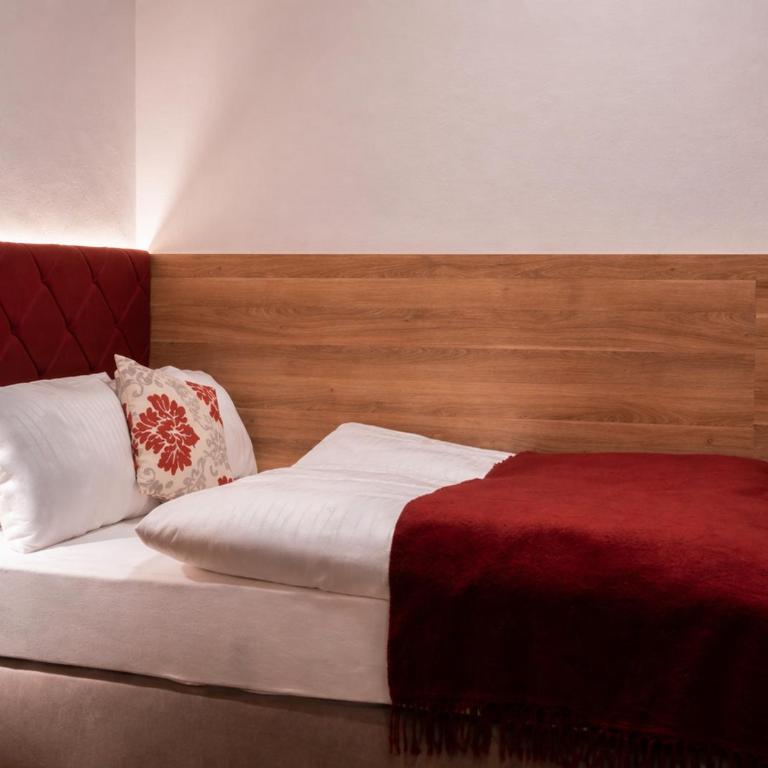 Thermenhotel Krone - inklusive Felsentherme - Einzelzimmer - 4