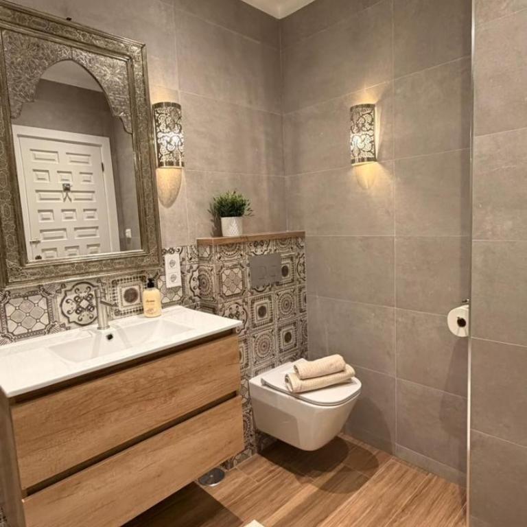 Lovely townhouse, several terraces, garden, pool - Casa Unifamiliar de 3 dormitorios - 4