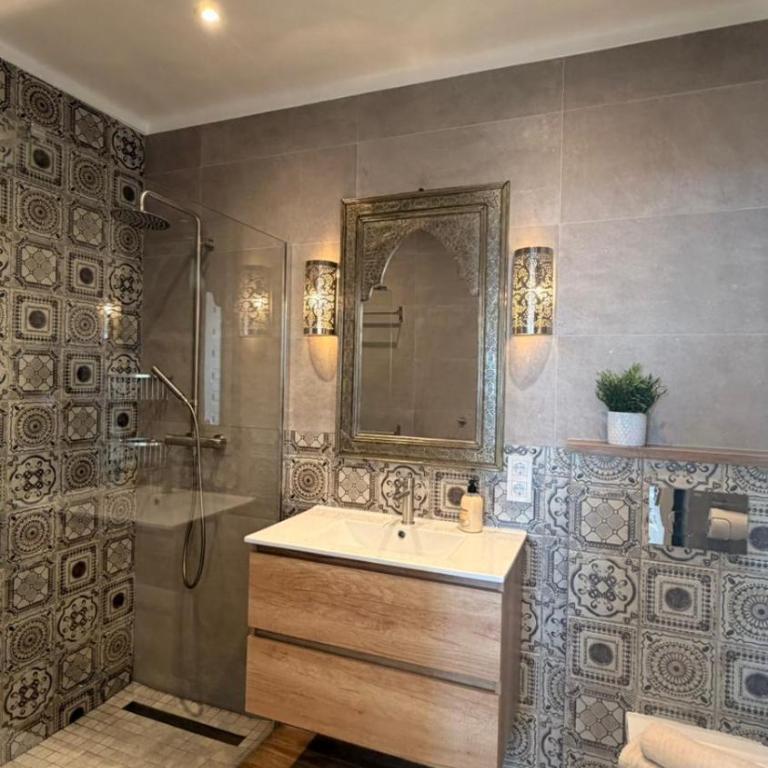 Lovely townhouse, several terraces, garden, pool - Casa Unifamiliar de 3 dormitorios - 3