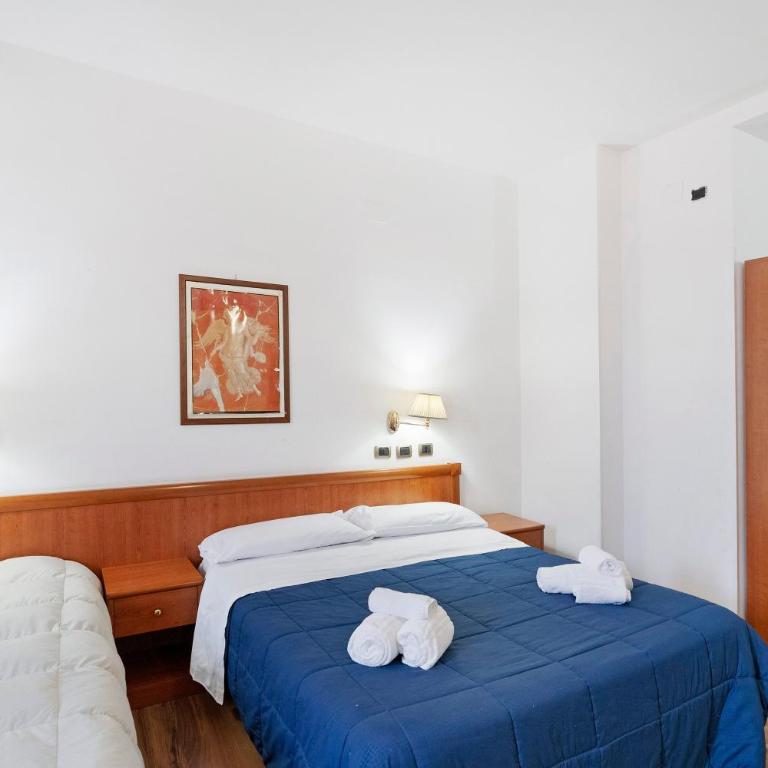 Bed and Breakfast H Pompeii Ruiins - Camera Queen Standard - 10