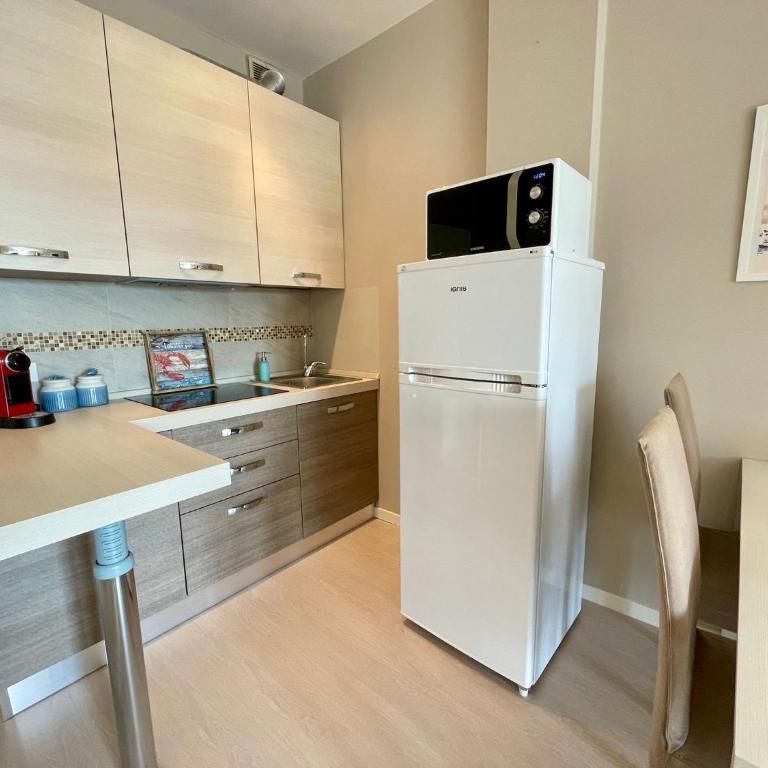 Sea and pool view apartment - Appartamento - 8