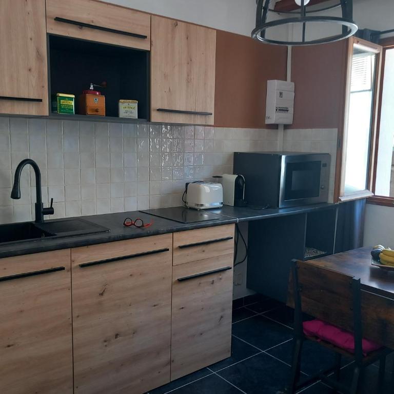 Pétite à la Ciotat studio chic, calme et parking, port à pied - Appartamento con 1 Camera da Letto - 5