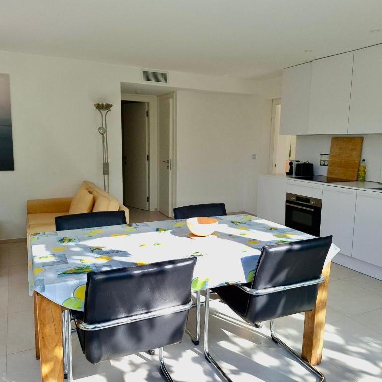 T3 Neuf Bord de mer Cavalaire - Two-Bedroom Apartment - 6