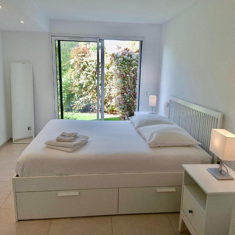 T3 Neuf Bord de mer Cavalaire - Two-Bedroom Apartment - 22