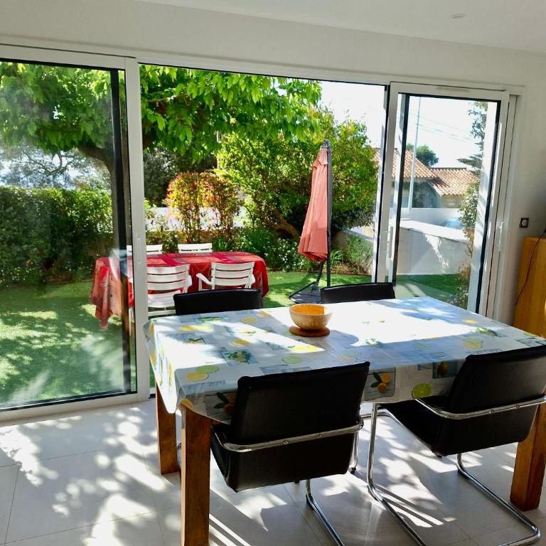 T3 Neuf Bord de mer Cavalaire - Two-Bedroom Apartment - 4