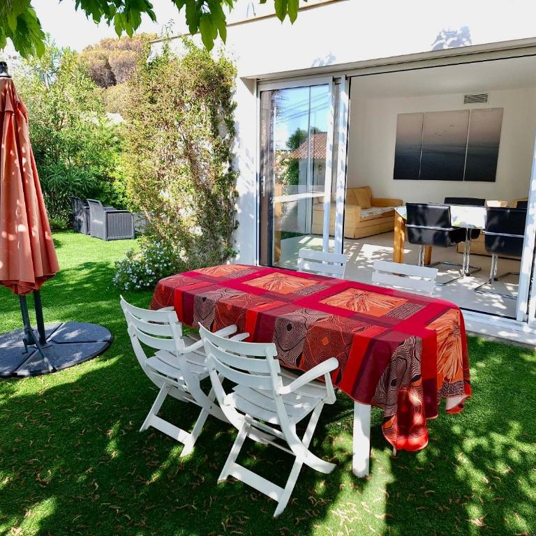 T3 Neuf Bord de mer Cavalaire - Two-Bedroom Apartment - 1