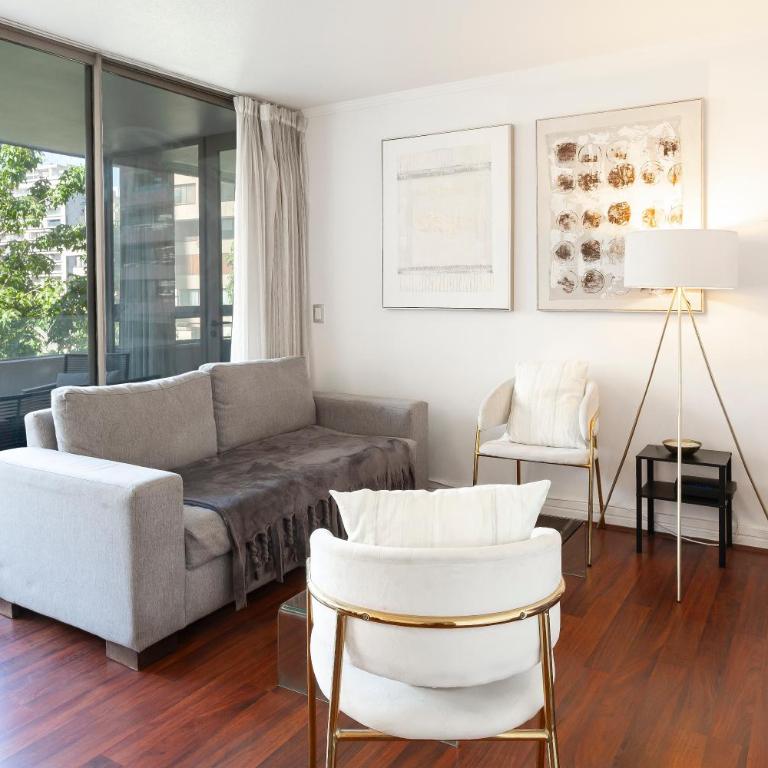 Departamento a pasos del Parque Arauco con piscina en Las Condes con Aire Acondicionado - Two-Bedroom Apartment - 31