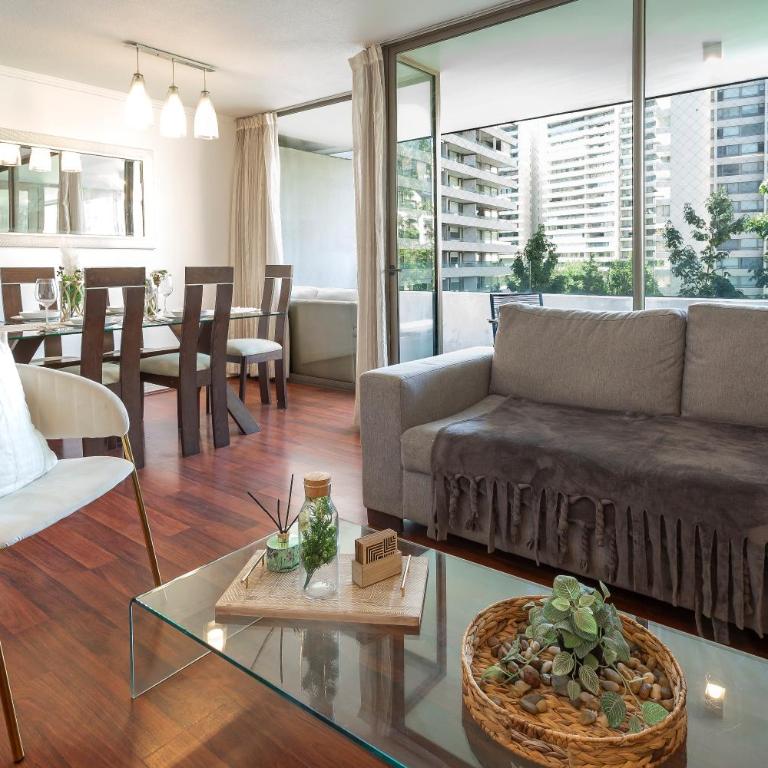 Departamento a pasos del Parque Arauco con piscina en Las Condes con Aire Acondicionado - Two-Bedroom Apartment - 5