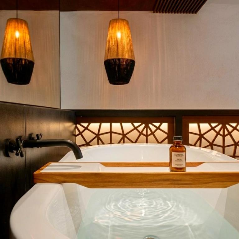 Villa Merida Luxury Mansion - Adults Only Boutique Hotel - Deluxe King Room - 1