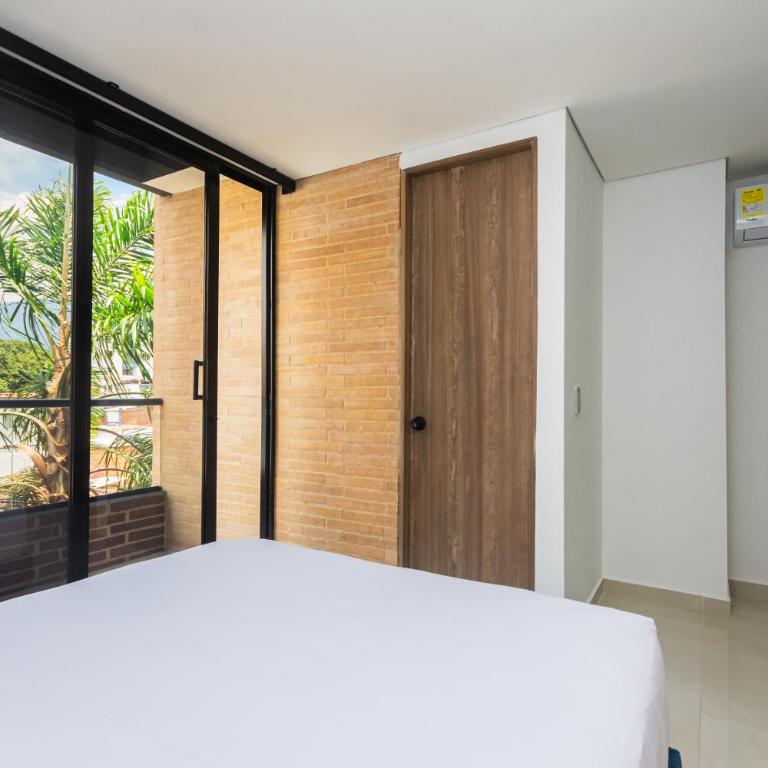 Hotel Distrito 70 Living - Estudio con balcón - 11