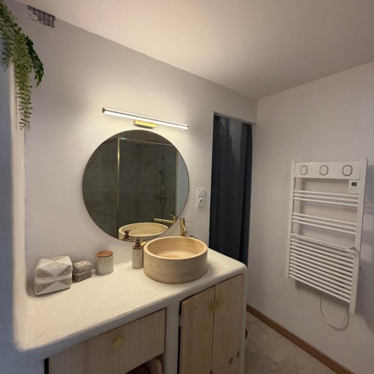 Bel Appartement au cœur de la cité romaine - Apartment mit 1 Schlafzimmer - 16