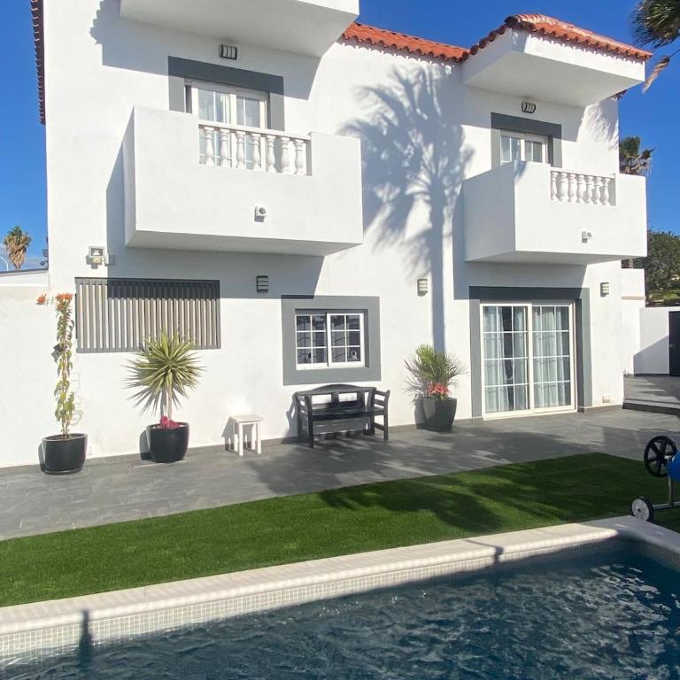 Casa Elliala Tenerife, Stunning villa close to amenities - Villa con piscina privada - 1