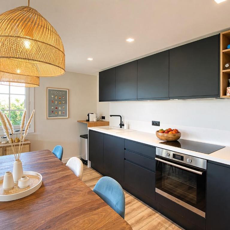 VACATELLA - LA VILLA NONNA, Rez de jardin de 90m2 d'une villa avec terrasse privative de 50m2 et aperçu mer - Haus mit 3 Schlafzimmern - 23